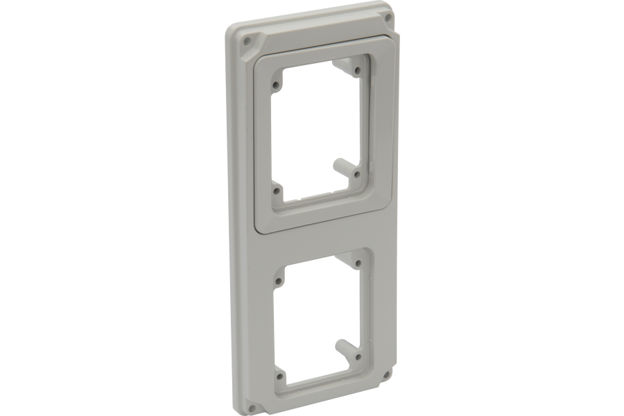 Flange for mounting2 sockets or 2 caps in a distribution boardfor topTER switched sockets IP66/IP67