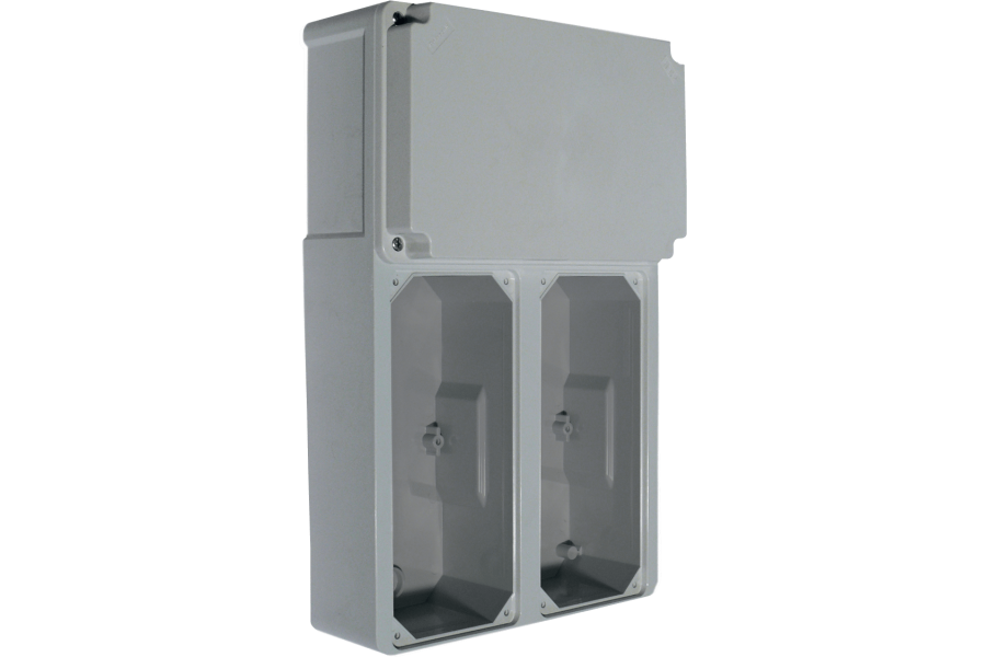Distribution boards with blind cover for topTER switched sockets IP66