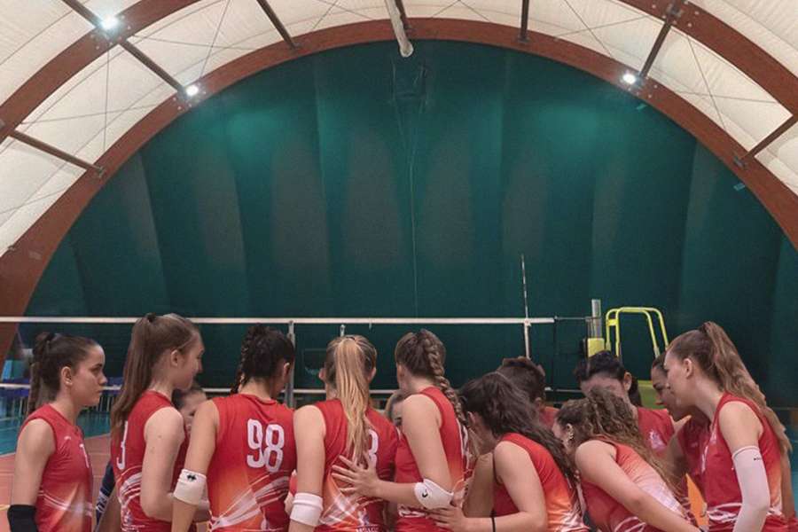 La palestra Volley Friends è illuminata dai proiettori TIGUA Palazzoli