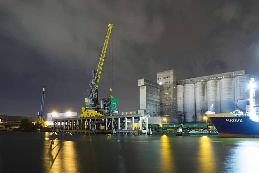 I proiettori XTIGUA illuminano il porto di Marghera