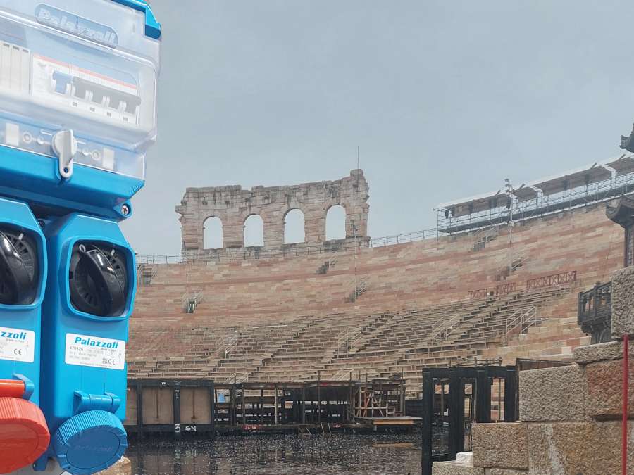 Gemmo Impianti electrifica la Arena di Verona con los enchufes TAIS de Palazzoli